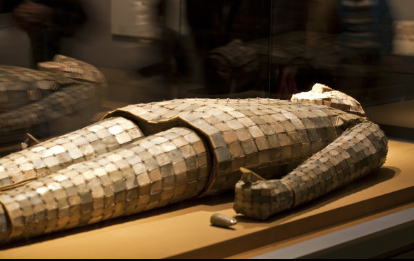 汉银缕玉衣(文化遗产)