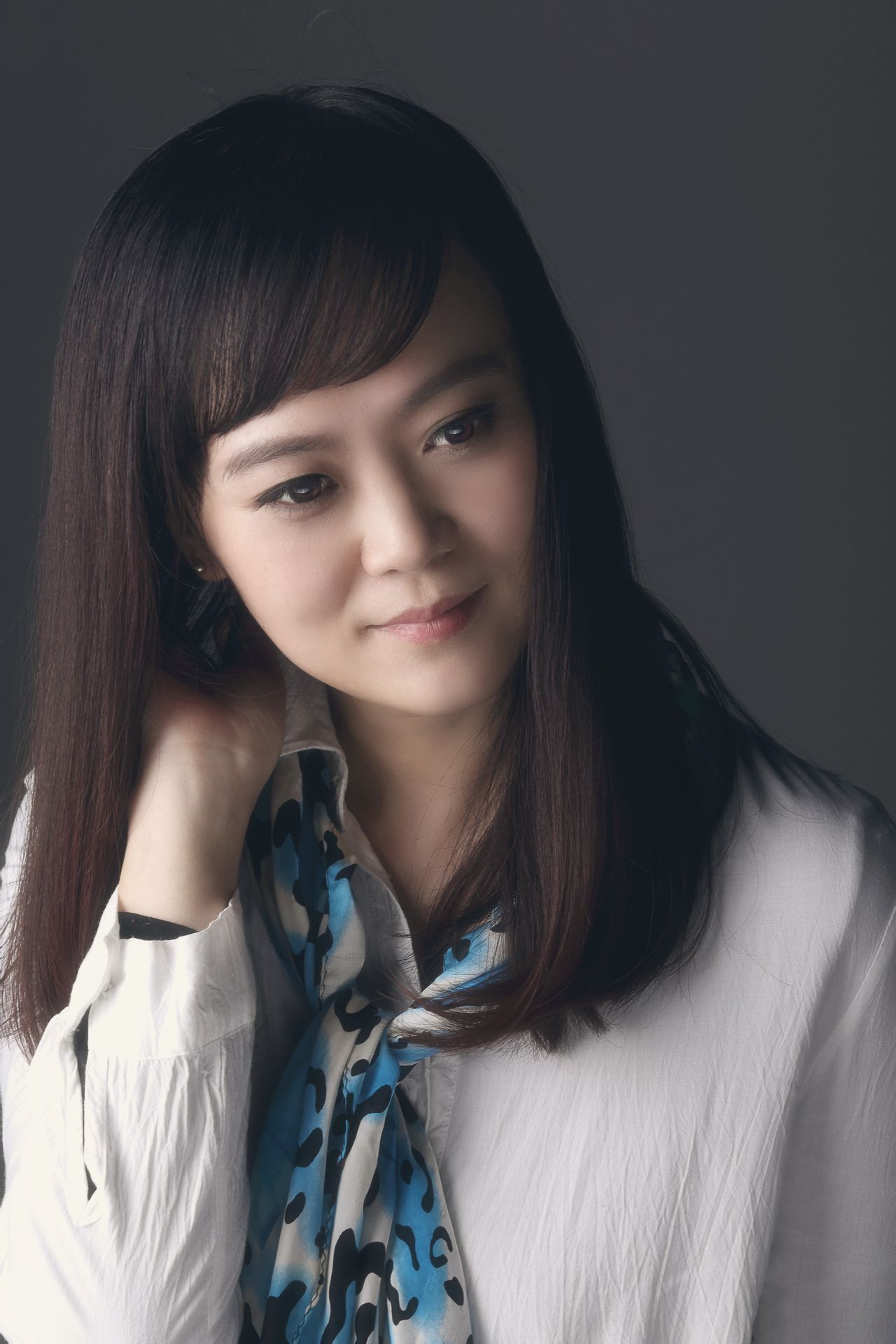 易小荷文化人物