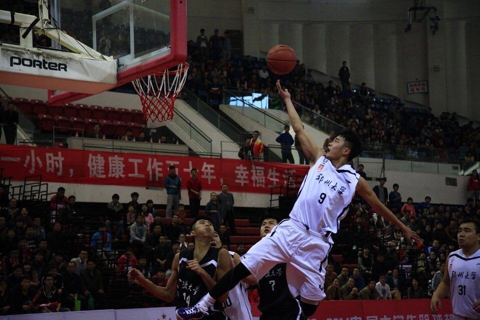 安云鹏体育人物