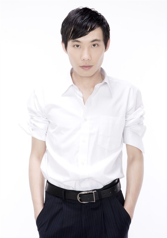 王鲁(演员|歌手|主持人|医生)