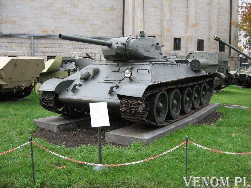 t-34-85中型坦克(装甲车)