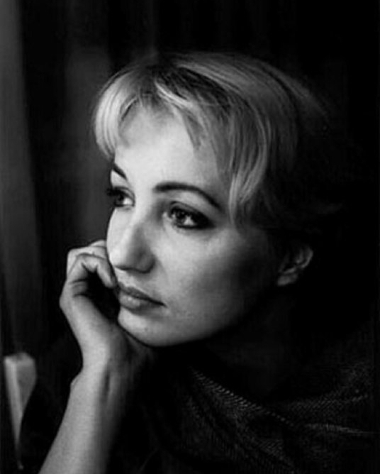 宝丽娜·拉芳 (其他人物相关)