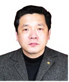 何立平(政治人物)何立平,男,汉族,1962年3月出生,政和县人,1984年7月