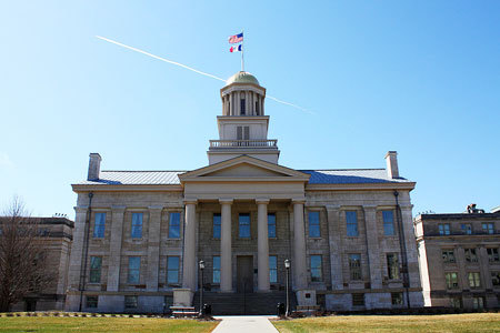 美国上爱荷华大学学校