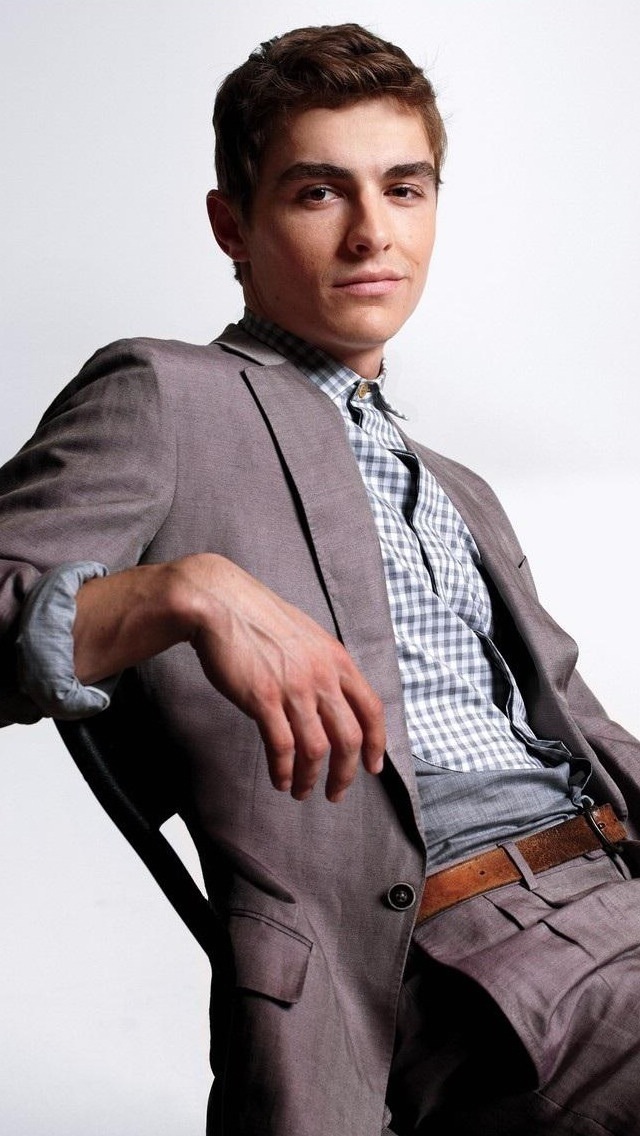 戴夫·弗兰科(演员|编剧)戴夫·弗兰科(davefranco),1985年6月12日