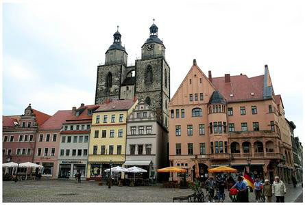 哈勒-维滕贝格大学(学校)哈勒-维腾贝格马丁路德大学(德文:martin