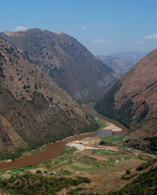 红河谷(电影)红河谷位于云南红河州境内的红河谷地,红河发源于云南,它