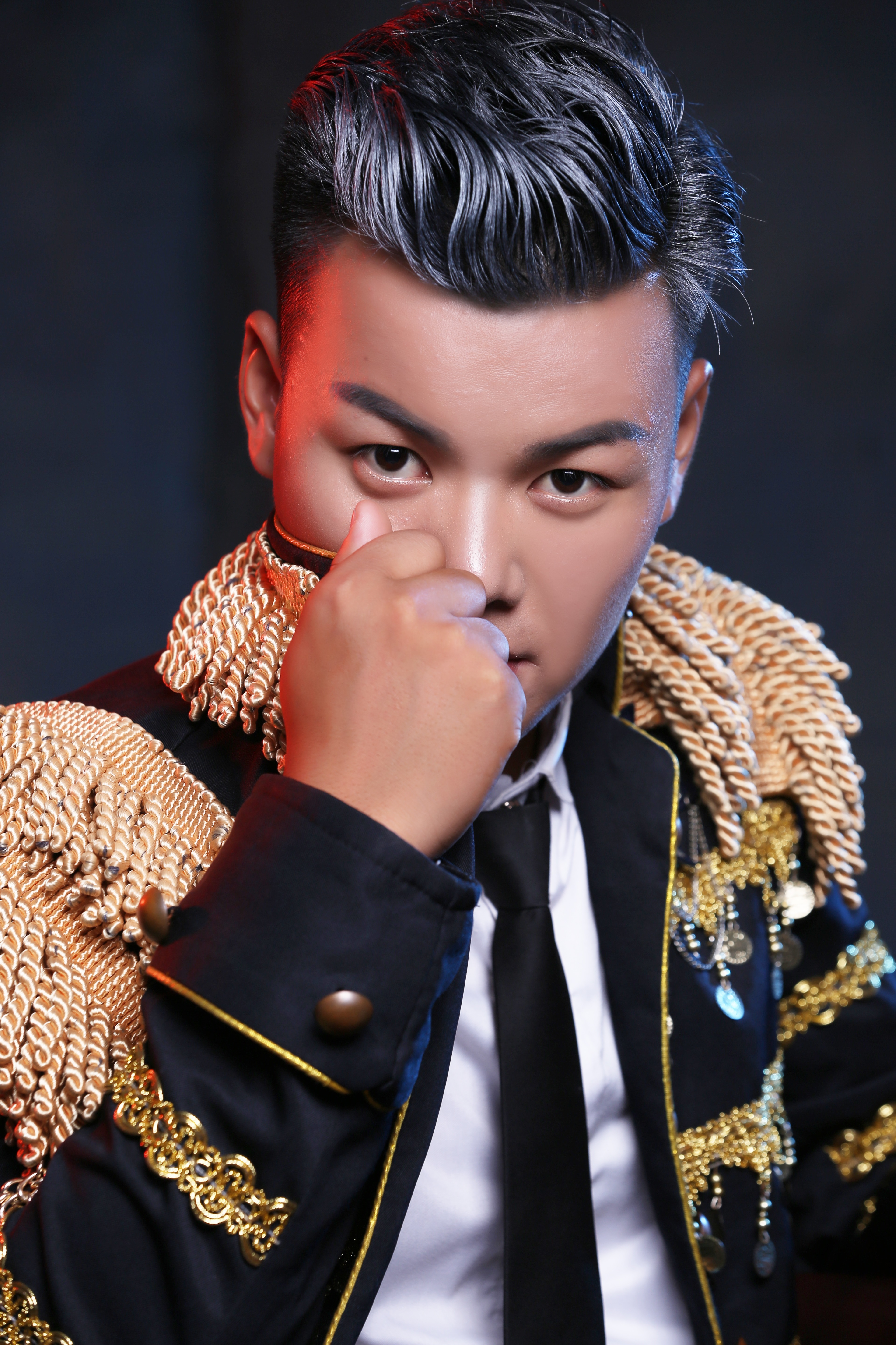 叶火演员编剧歌手