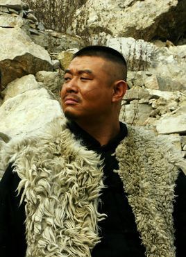 原名刘桂堂,山东平邑县(原属费县)南郭泉村人(尚有妻妾在世).