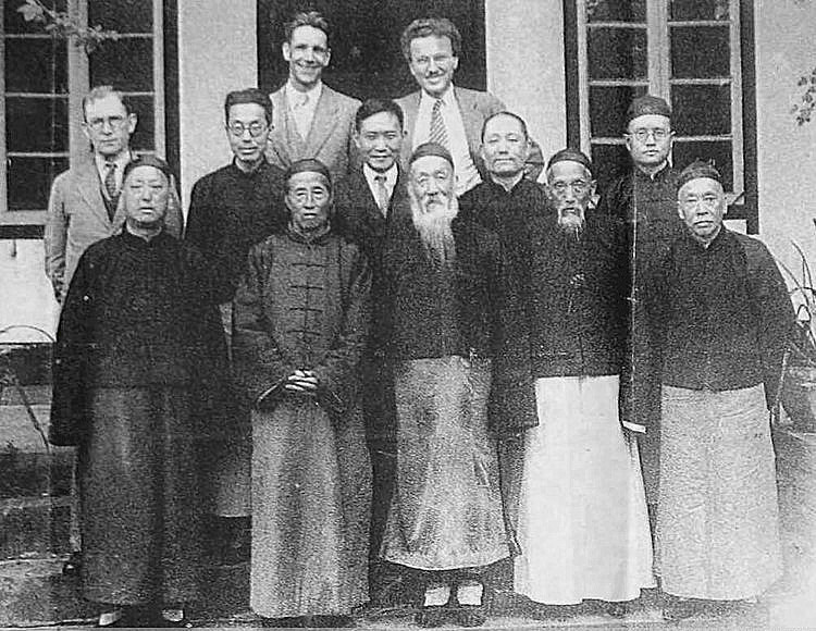 刘咸荥,(1857-1949年),字豫波,成都双流人,"川西夫子"刘止唐的孙子