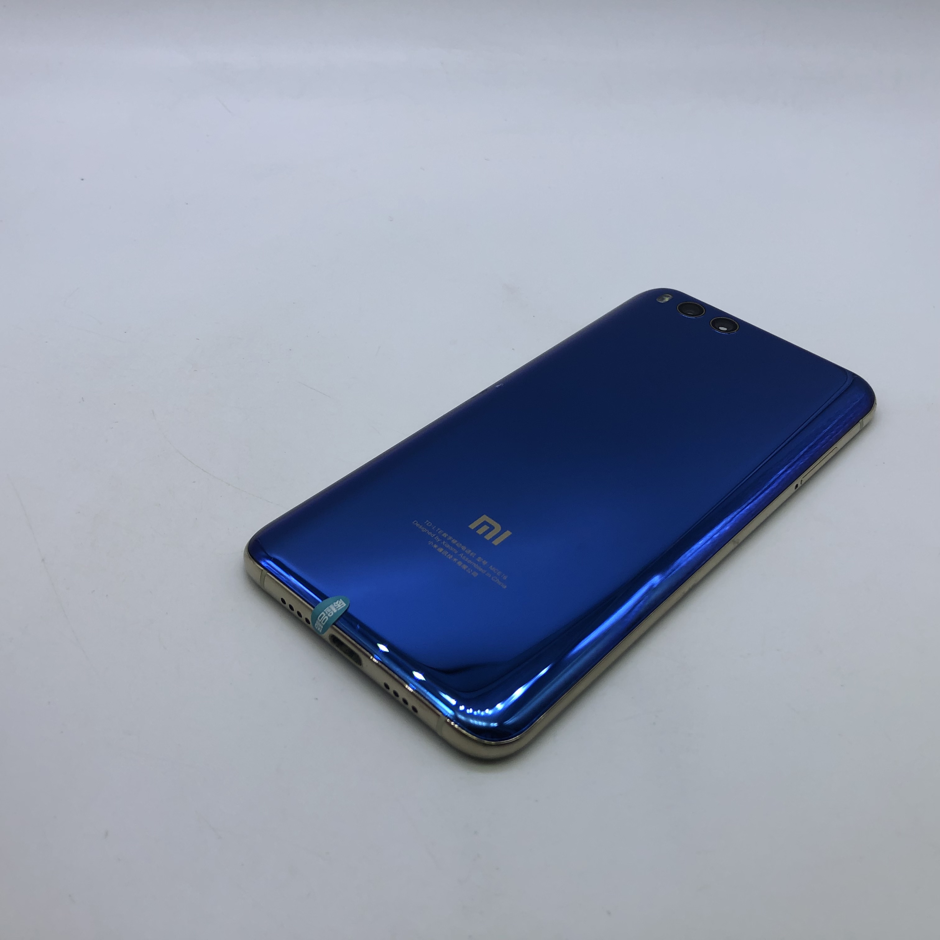 小米【小米6】全网通 蓝色 4g/64g 国行 95成新
