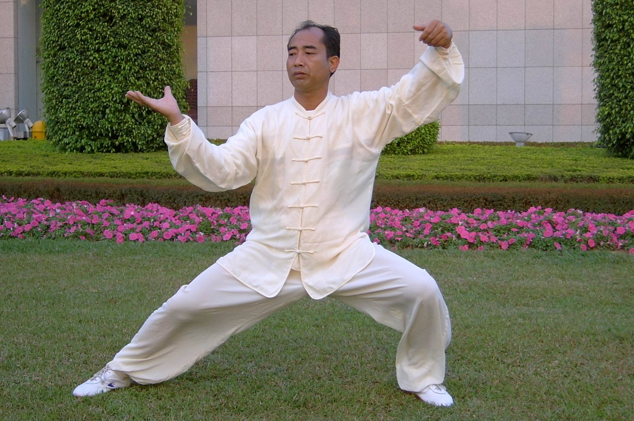 陈照森 (其他人物相关)