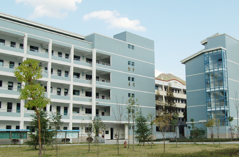 青田船寮高中(学校)青田县船寮高级中学(丽水市教育局教研室教研基地