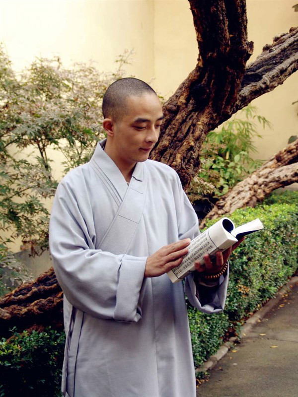 释广行(其他人物相关)释广行,广行法师,原名柳成宇,自诩艺僧,诗人