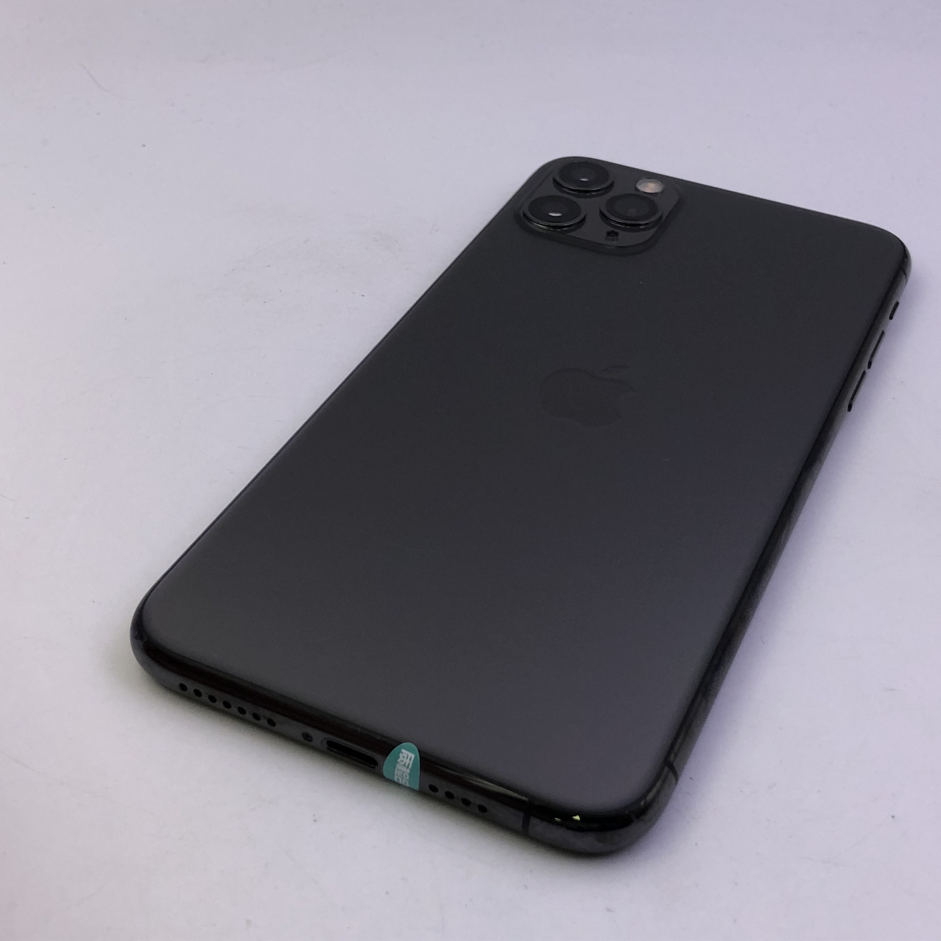 苹果【iphone 11 pro max】全网通 深空灰 256g 国行 7成新