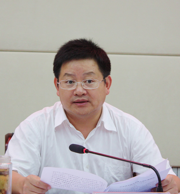 杨安文(政治人物|社会人物)