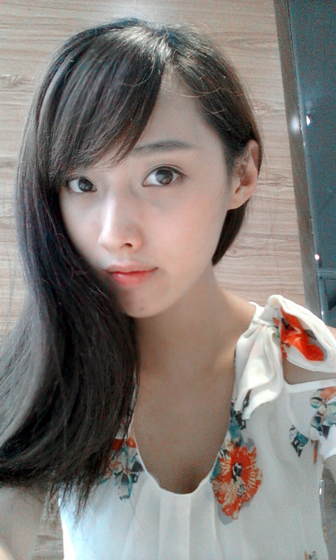 曲妍冰 (其他人物相关)