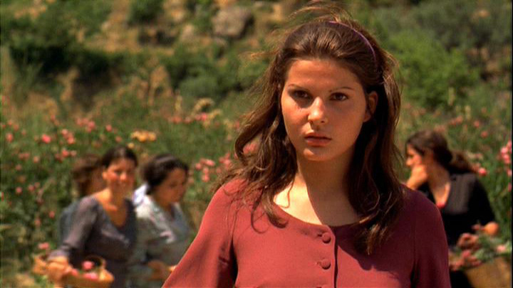 席蒙娜塔·史蒂芬利(演员)席蒙娜塔·史蒂芬利(simonettastefanelli)