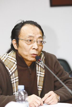 梁小斌 (文化人物)