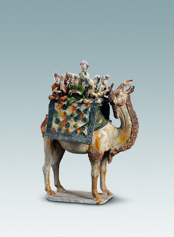 唐代三彩载乐骆驼俑(文化遗产)