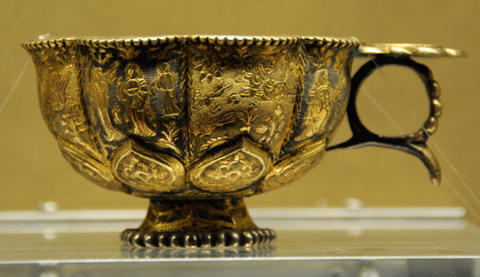 唐仕女狩猎纹八瓣银杯文化遗产