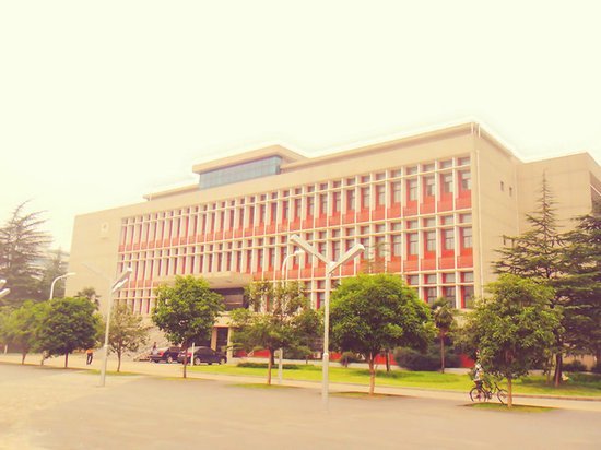 华中农业大学——中华人民共和国教育部直属的一所以生命科学为特色