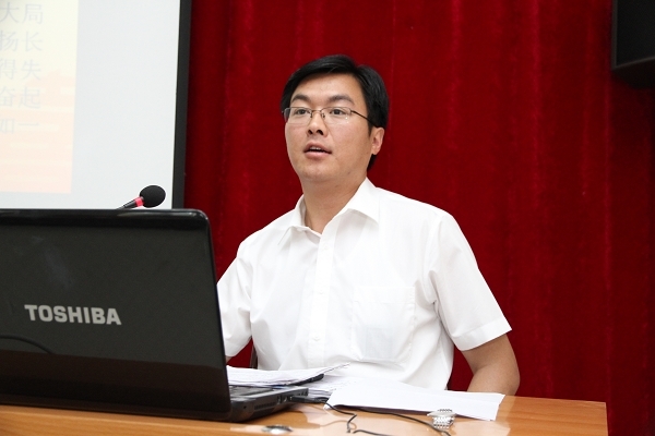 王华杰政治人物