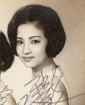 陈惠瑜(演员)陈惠瑜,冯峰之妻,冯宝宝之母,原香