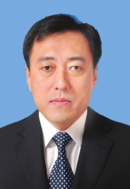 王立平政治人物