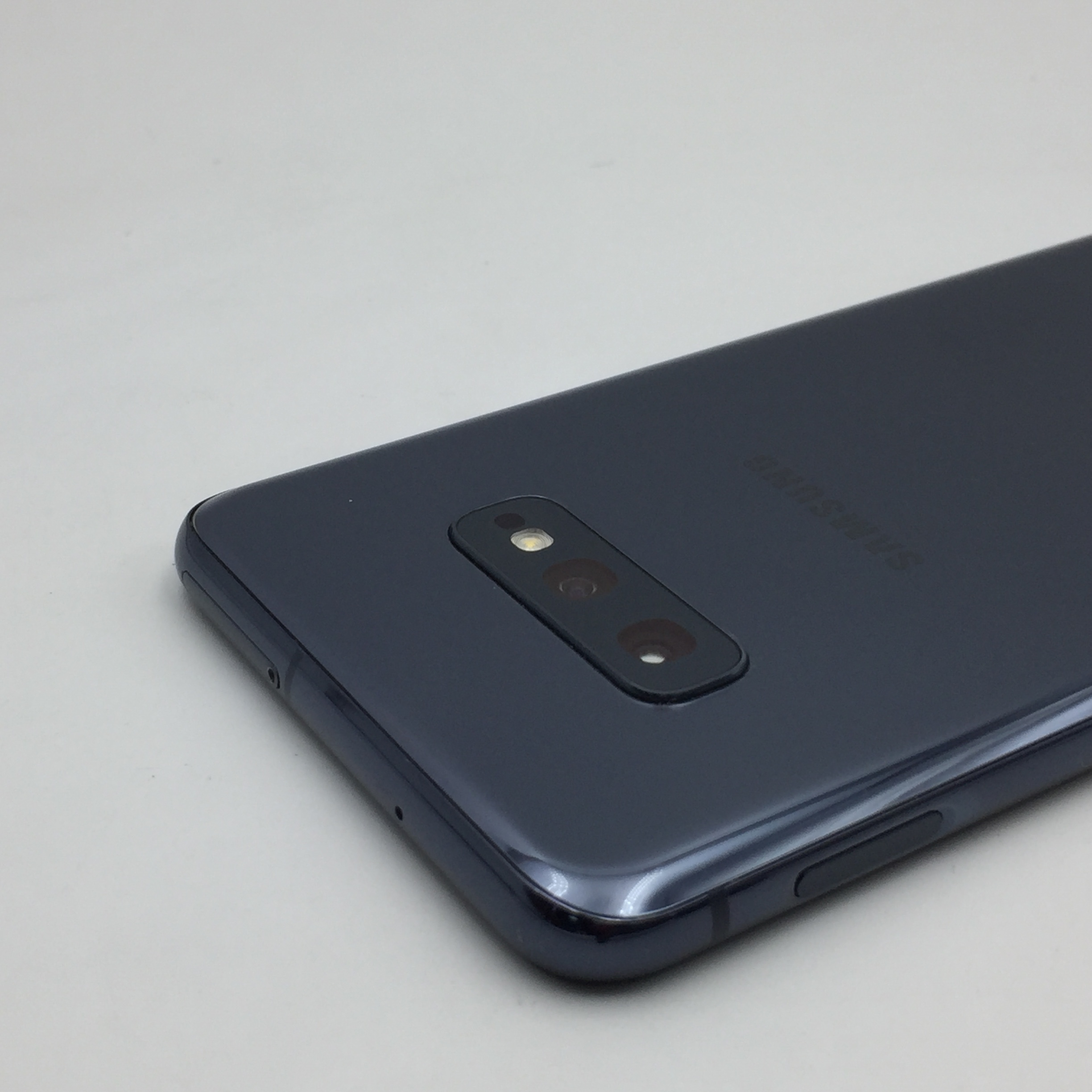 三星【galaxy s10e】全网通 黑色 6g/128g 国行 9成新 6g/128g 真机