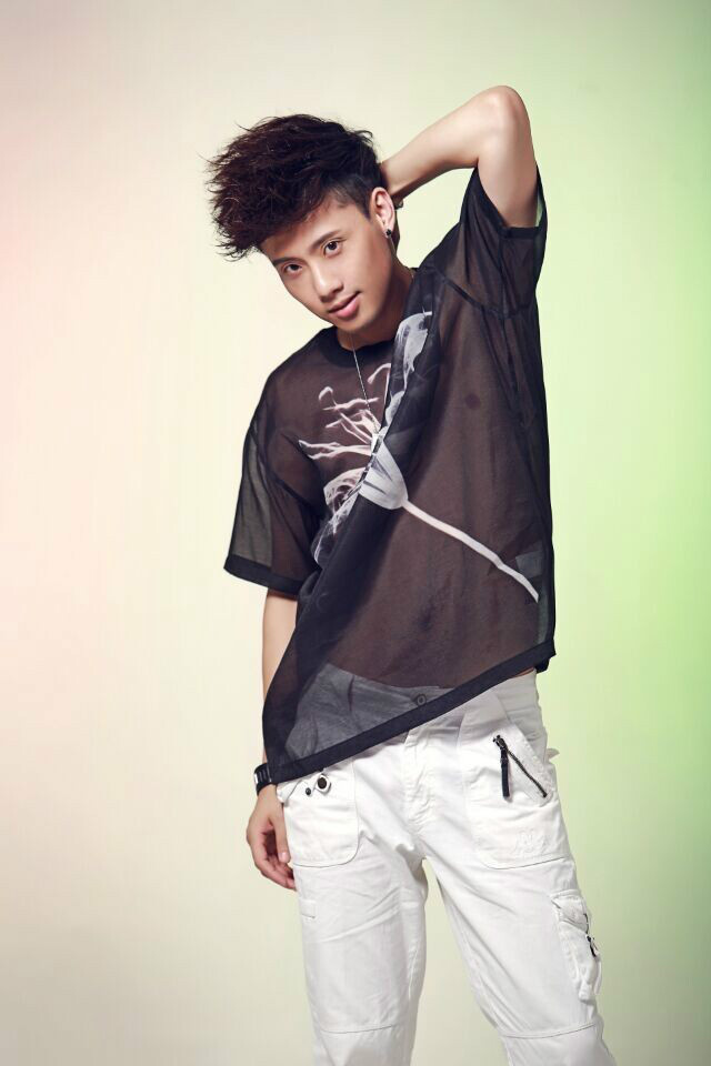 王翔宇(教师|歌手)