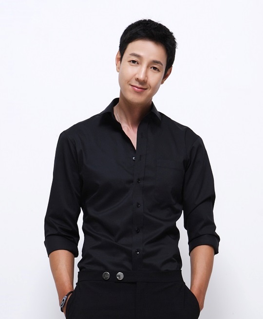 金英俊(其他人物相关)金英俊,韩国艺人,通过mbc电视台青春情景剧《new