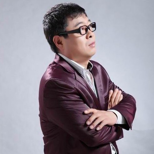 情的情歌》是由夏敢若何作词,陈伟作曲,歌手赵小兵演唱的一首流行歌曲