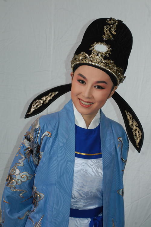 魏春芳演员