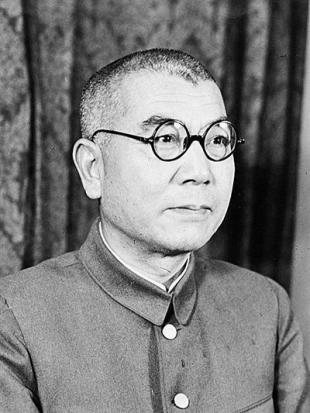 武藤章(むとう あきら 1892年12月15日-1948年12月23日),日本陆军中将