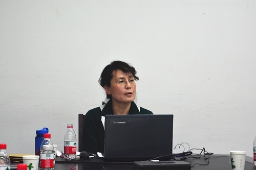 李雪梅(教师|体育人物)李雪梅,女,1972年生,湖北枝江人,副教授,毕业于