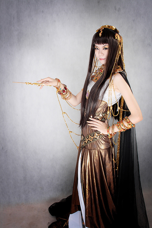 爱西斯(其他人物相关)