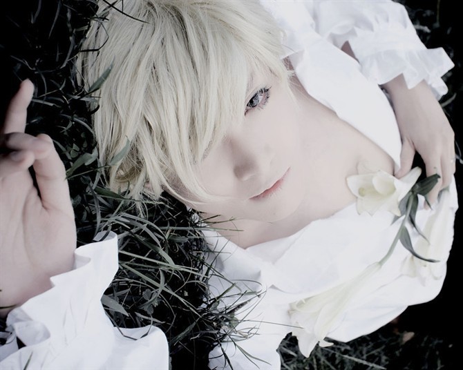 小小白(其他人物相关)小小白,中国知名coser,由于从小