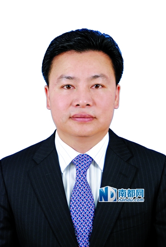 魏荣君政治人物