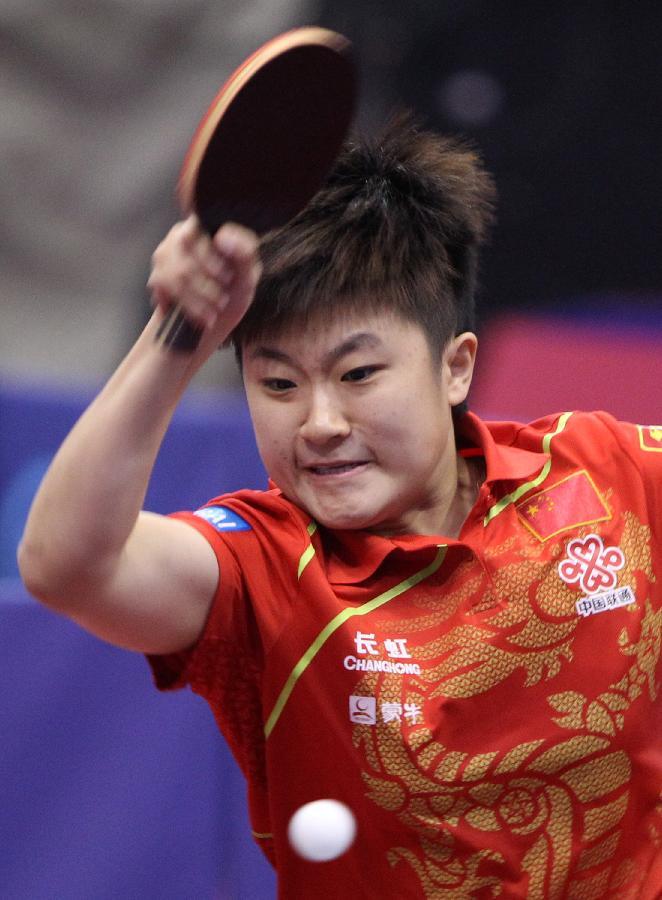 李佳燚(其他人物相关)