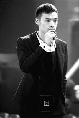 张皓(歌手|文化人物|教师)