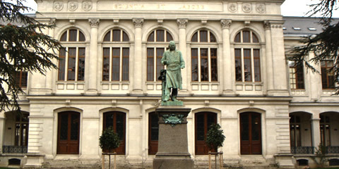 法国里昂二大(学校)