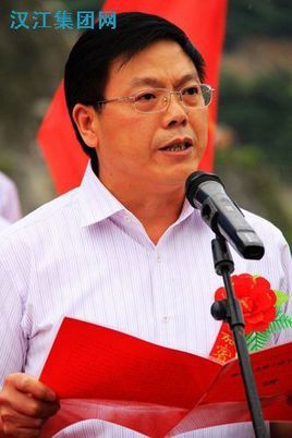 张歌莺政治人物