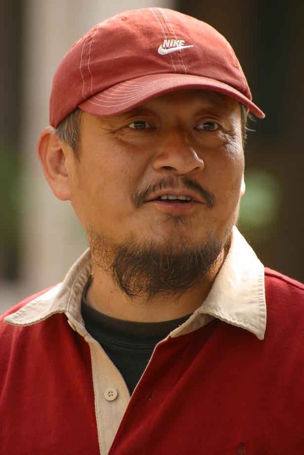 1955年出生于南京,国家一级导演,中国电影导演协会执行委员会成员