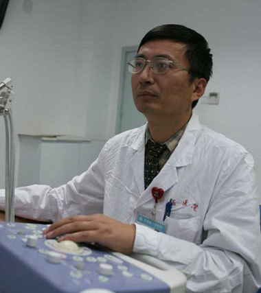 心动图学习班,师从著名超声医学专家王新房等教授系统学习超声医学