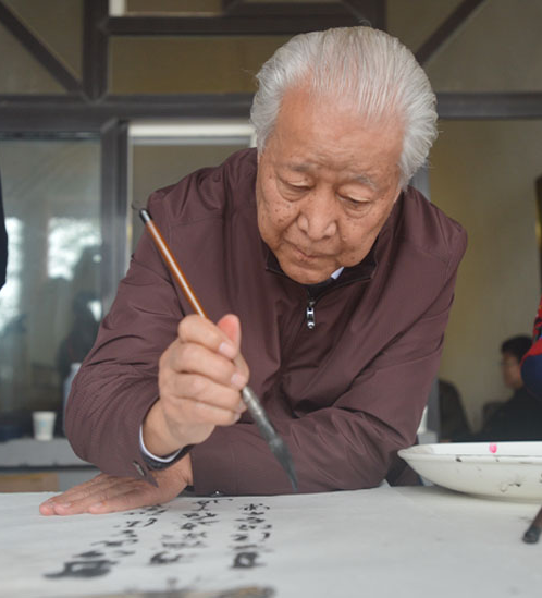 杨建果(文化人物)