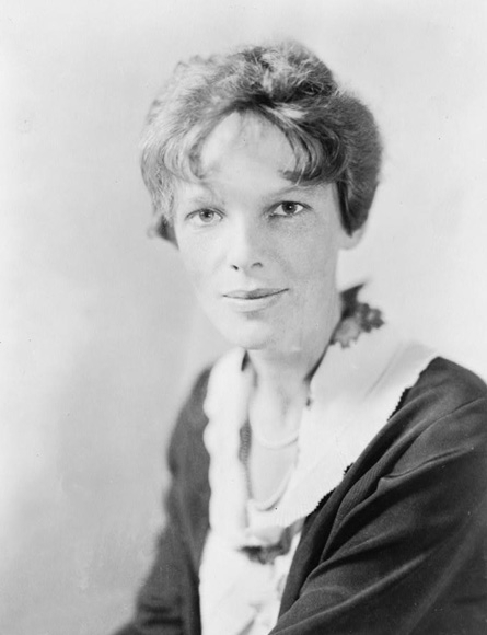 阿梅莉亚·埃尔哈特(科学家)阿梅莉亚·埃尔哈特(ameliaearhart,1897