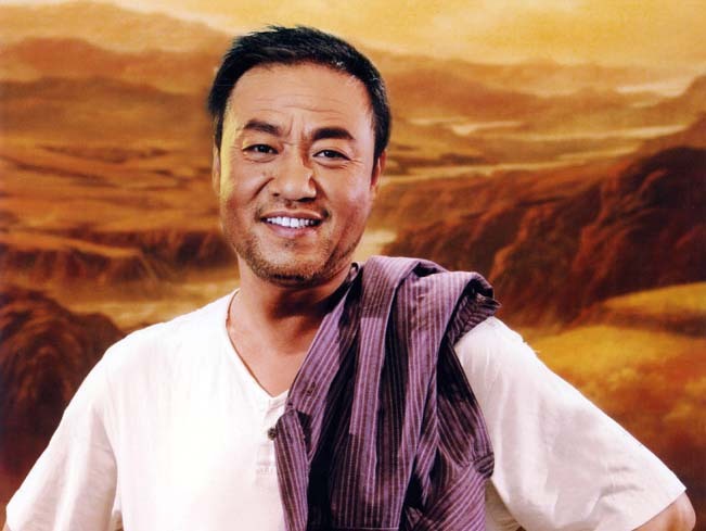 潘国梁(其他人物相关)潘国梁,1963年出生,临汾市眉户剧团团长,工小生.