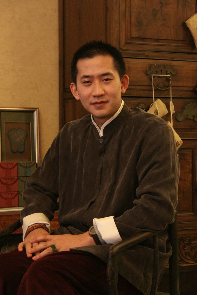 李时亮其他人物相关