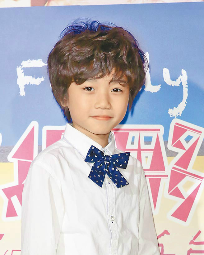 骆炫铭(演员)骆炫铭,2006年10月3日出生,中国台湾男演员